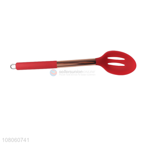 China market wholesale long handle food-grade edible spoon