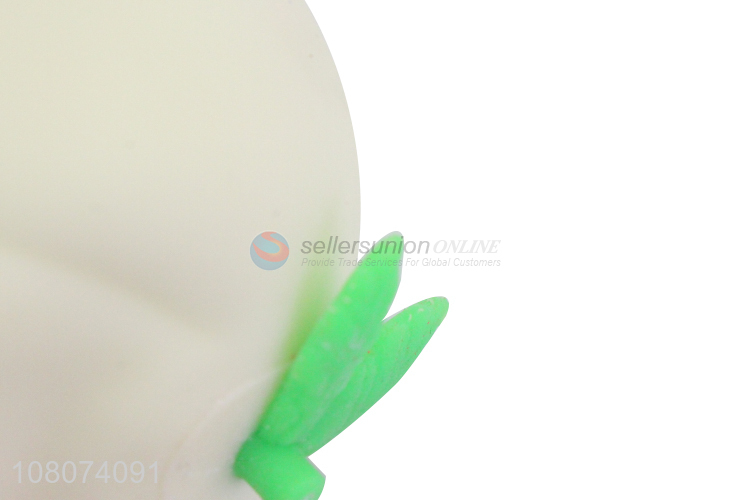 Low price wholesale simulation peach toy funny vent toy
