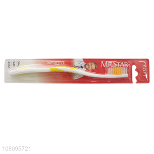 Top quality reusable comfortable toothbrush with handle