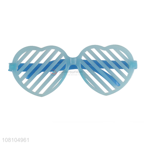 New product trendy shutter shades slotted heart party sunglasses