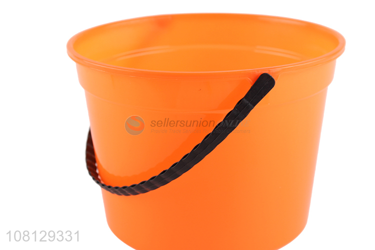 Low price plastic Halloween pumpkin bucket for home decoration