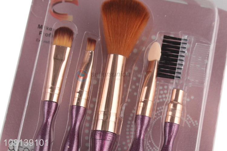 China factory creative soft silk makeup brush for sale