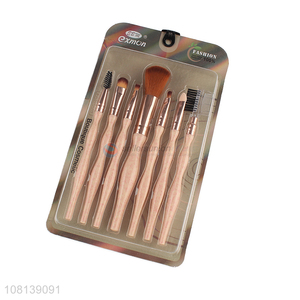 Yiwu wholesale multipurpose <em>makeup</em> <em>brushes</em> ladies beauty tools