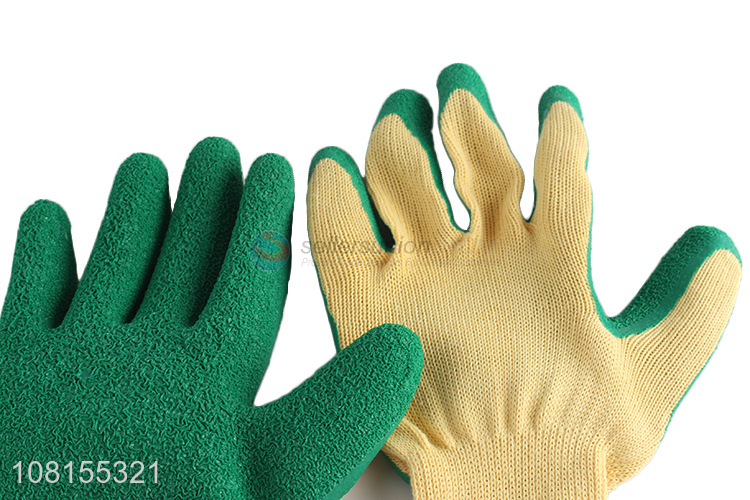 Wholesale 21s cotton latex crinkle safety working gloves