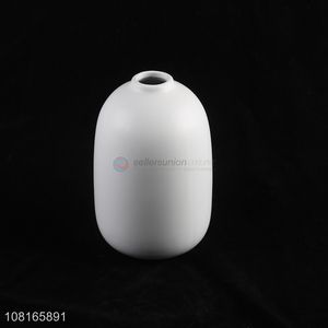 <em>Wholesale</em> Home Decoration Ceramic Vase Fashion Centerpiece Vase