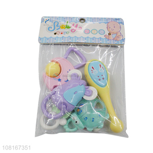 Cheap price <em>baby</em> toys portable <em>teether</em> rattle set