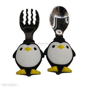 Yiwu wholesale creative cartoon penguin spoon for babies