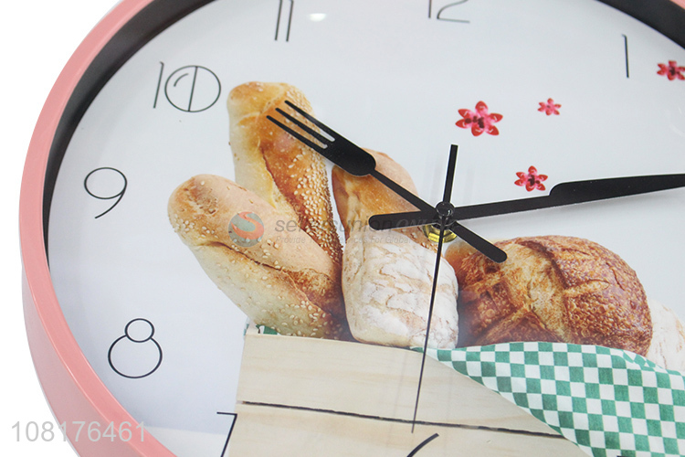 Yiwu market fashionable silent bread series round wall clock for decor