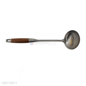 Yiwu direct sale stainless steel soup spoon kitchen utensil