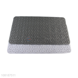 Best Quality Strong Suction Non-Slip Mat Fashion Bath Mat With Suction <em>Cups</em>