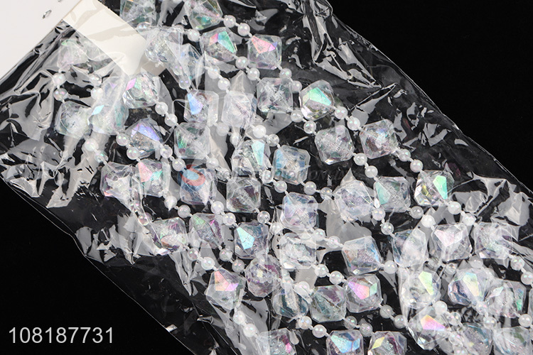 Yiwu wholesale fashion bead chain party pendant