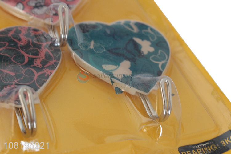 China yiwu plastic love sticky hooks wall hanging hooks