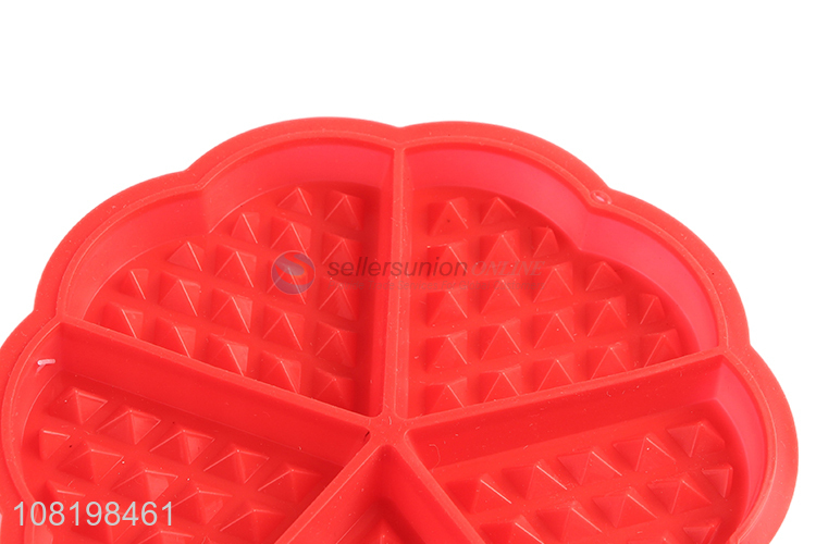 New arrival red baking tools cake mould for kitchen