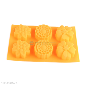 Good quality yellow baking tools silicone chocolate mould