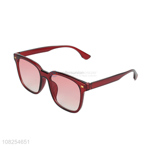 Wholesale Ladies Trendy Shades Sunglasses Fashion Sun Glasses