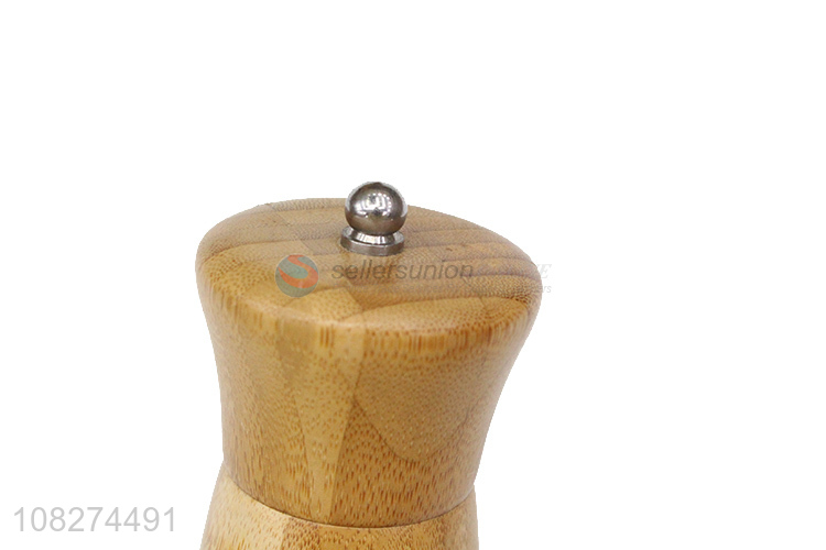 New arrival manual bamboo salt and pepper grinder kitchen gadgets