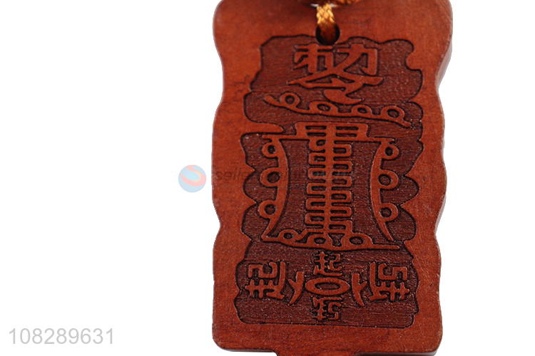 China wholesale bags accessories wood carved keychain key ring