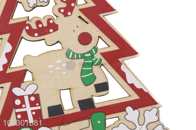 Good quality creative painted wood carving decorative pendant