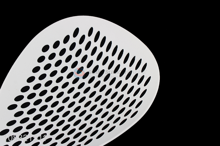 New style kitchen utensils white slotted ladle spoon