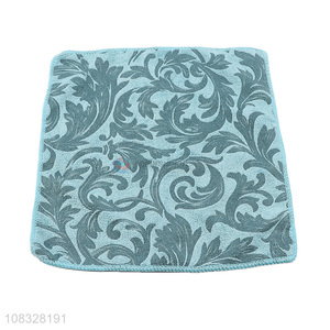 Low price creative printed towel absorbent bath towel wholesale