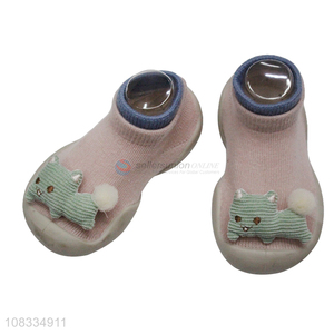 Top quality cartoon cute baby socks shoes with silicone soles