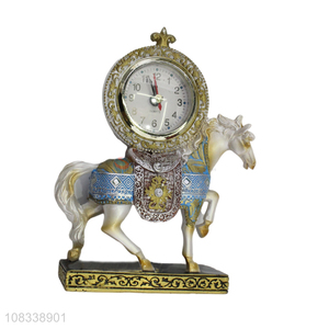 Good Quality Simulation Horse With Clock Fashion Resin Crafts