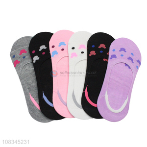 Low price wholesale ladies boat socks fashion short socks