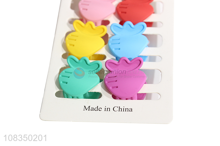 Yiwu market candy color carrot shape girls hair claws clips
