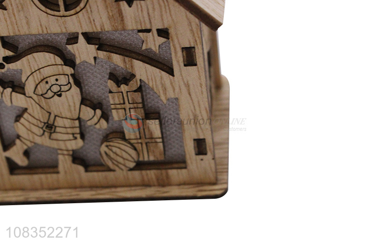 Top Quality Cute Wooden House Hanging Ornament For Christmas Decoration