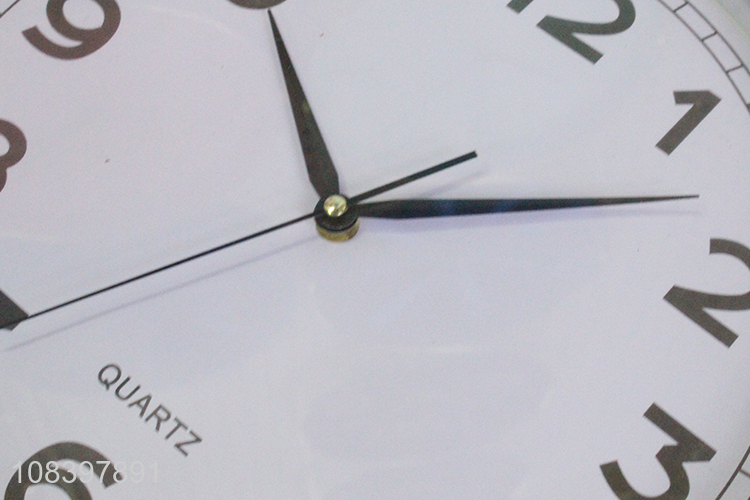Simple design silver fashion round wall clock home hangings