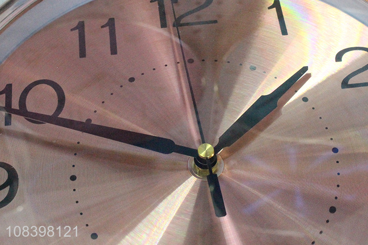 New design round metal silent wall clock quartz digital clock