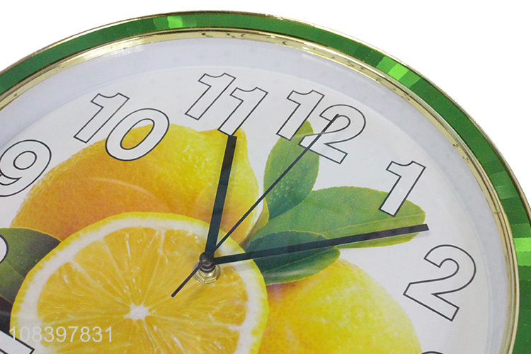 Factory wholesale plastic round clock home decorative wall clock
