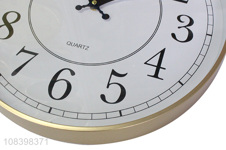 Factory wholesale plastic frame silent wall clock digital clock