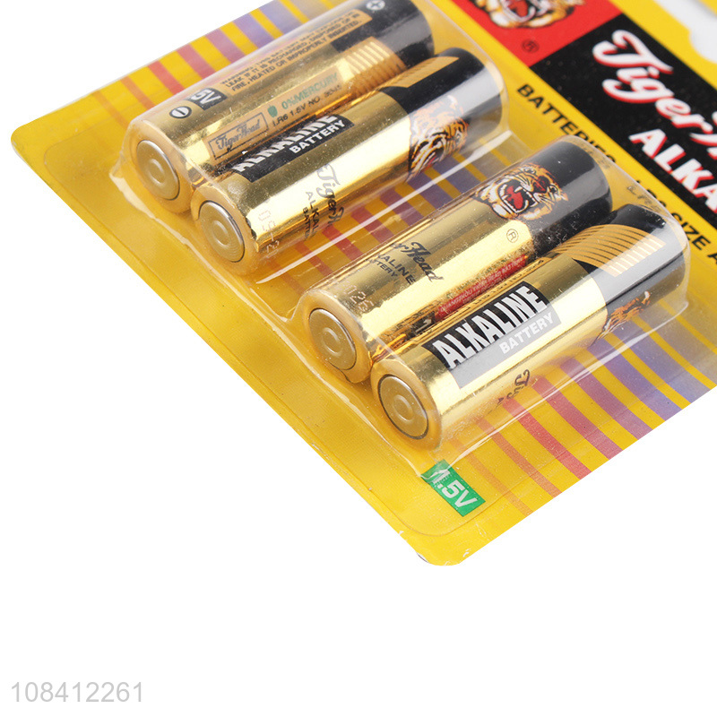 Top selling size AA 1.5V alkaline batteries wholesale