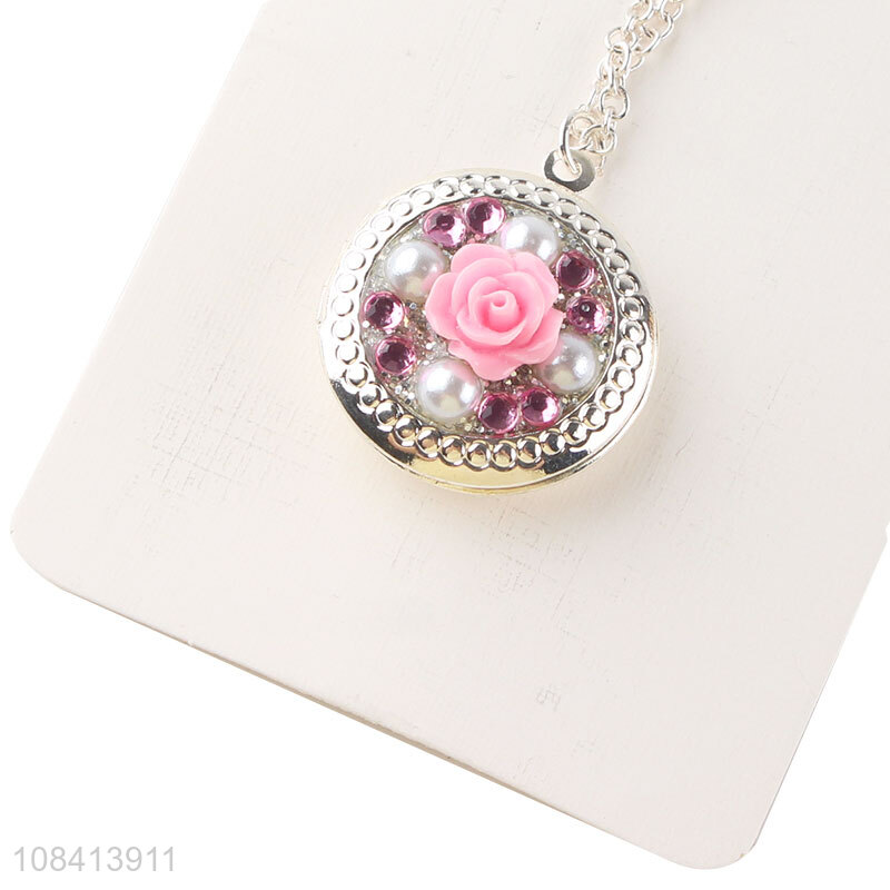 High quality temperament rose necklace for ladies