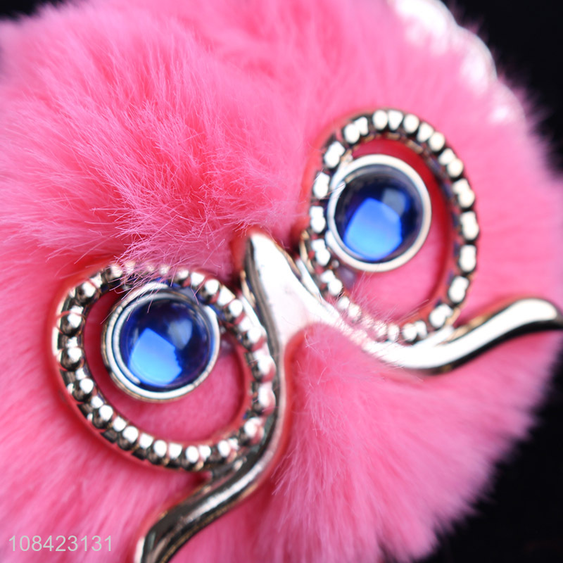 High quality fluffy  keychain furry ball pompom key chain wholesale