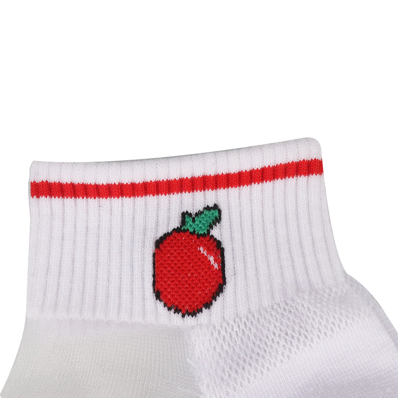 Online wholesale girls fashion short socks polyester ankle socks
