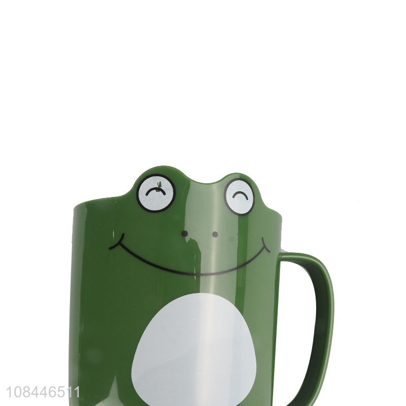 Factory supply frog shape plastic water cup mug with handle