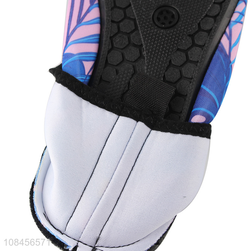 Wholesale women water shoes barefoot quick-dry aqua slip-on shoes