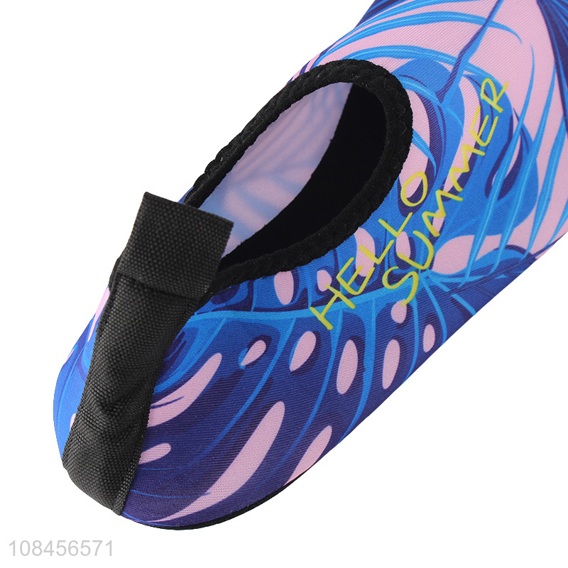 Wholesale women water shoes barefoot quick-dry aqua slip-on shoes
