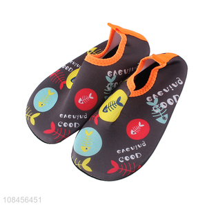 Hot selling kids water shoes aqua socks barefoot slip-on for <em>beach</em>