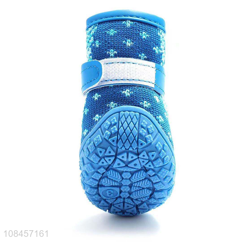 Wholesale trendy breathable flyknit fabrics dog shoes for small & meadium dogs