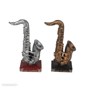 Wholesale vintage saxophone figurine musical instrument model statues