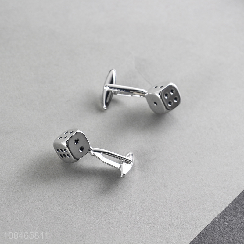 Yiwu wholesale creative dice cufflinks for men