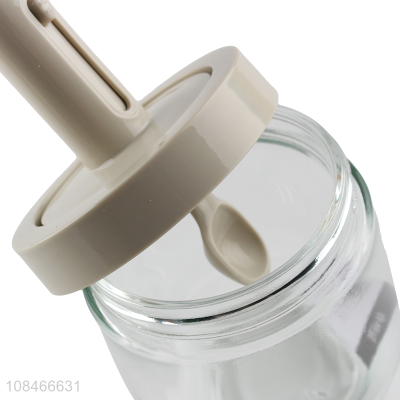 Good quality airtight glass seasoning bottle with retractable spoon