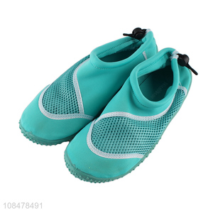 Wholesale price soft light weight outdoor water shoes