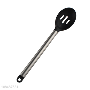 Hot sale food grade non-stick heat resistant slotted silicone spoon for baking
