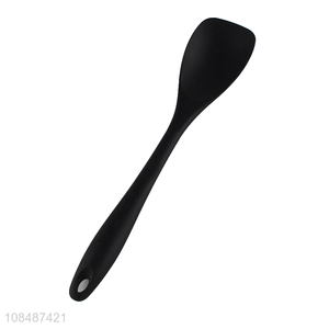 Wholesale heat resistant nylon core silicone cooking spatula for salad