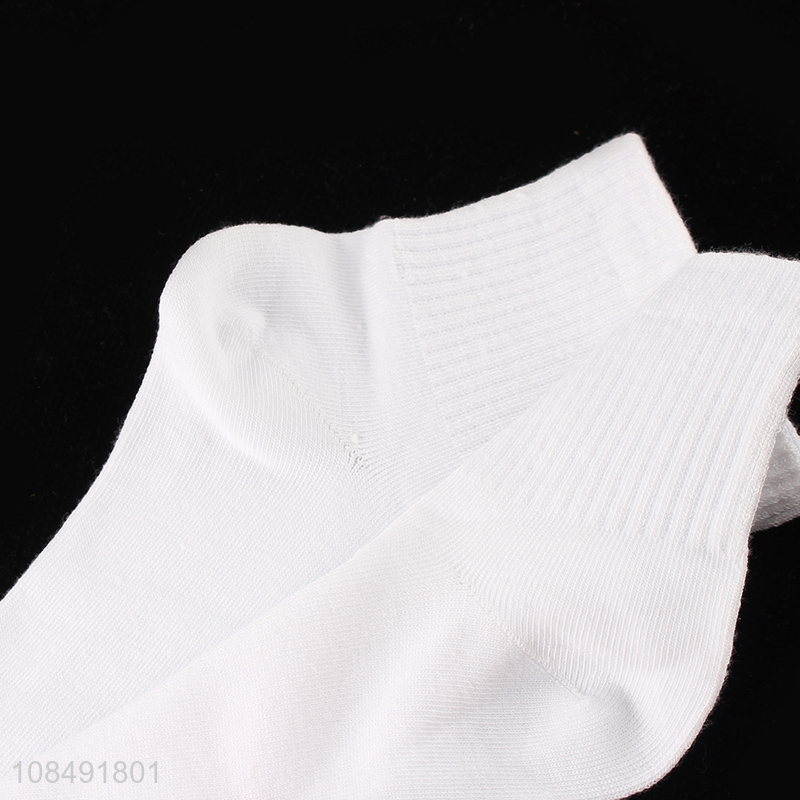 Yiwu market comfortable men sports ankle socks for sale