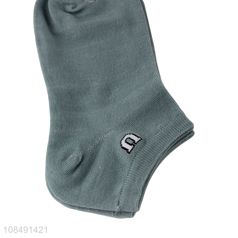 Factory direct sale multicolor soft fashion women short socks